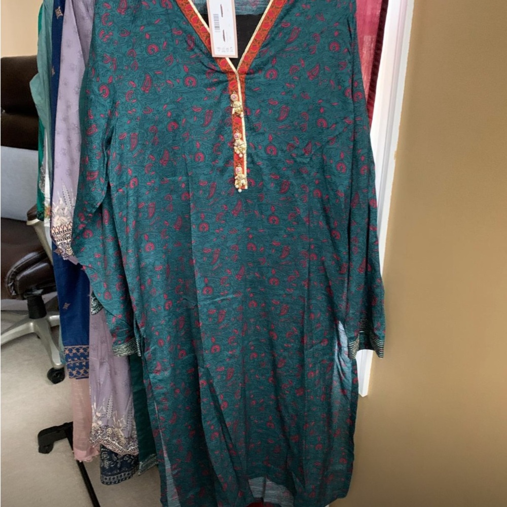 New designer J.  Green Long Sleeve Dress(3 piece)